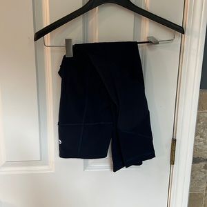Lululemon sprinter leggings with mesh and pockets